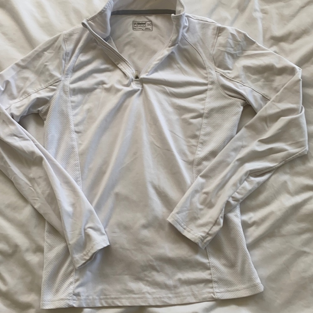 Long sleeve athletic top